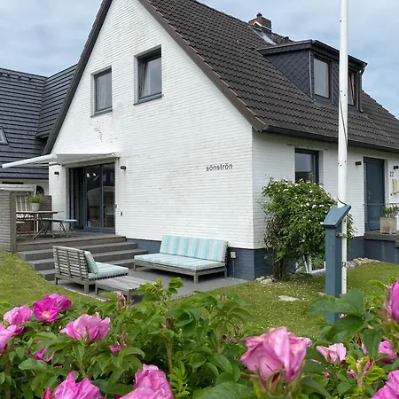 Apartment Haus Soenstroen 